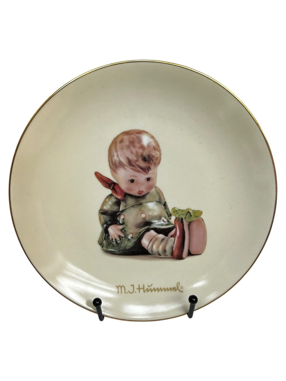 M.J. Hummel Friend or Foe Decorative Collector Plate Vintage Goebel